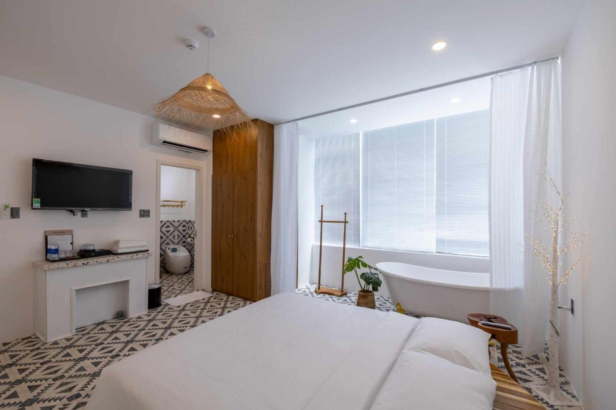 Pisces Hotel Hue Exterior foto